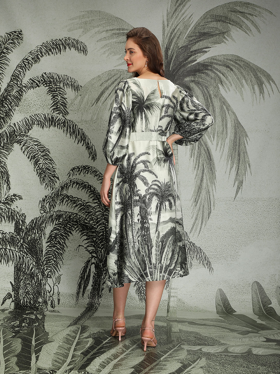 Marquee White Tropical Print Satin Dress - Image 4