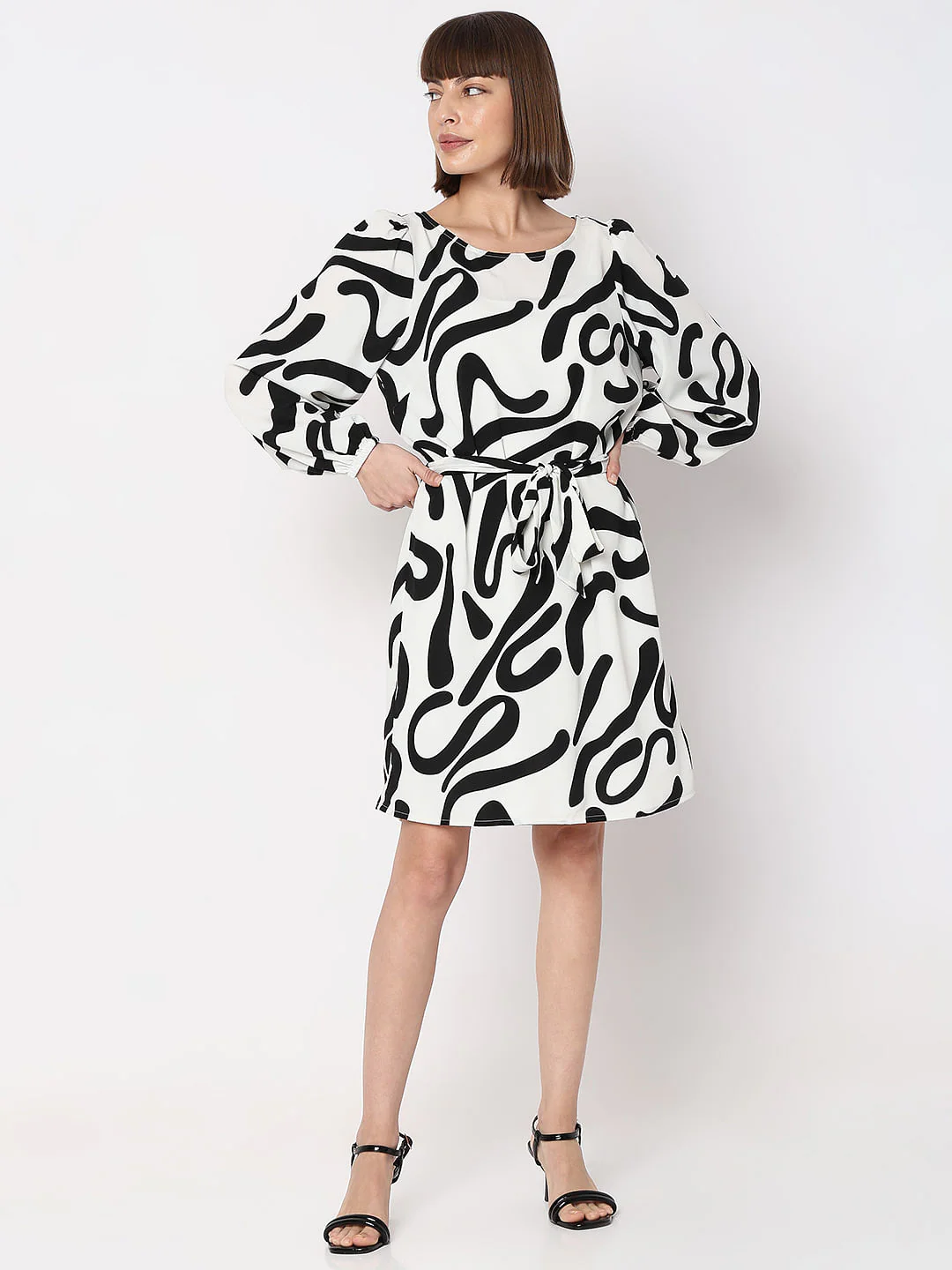 White Doodle Print Shift Dress - Image 5