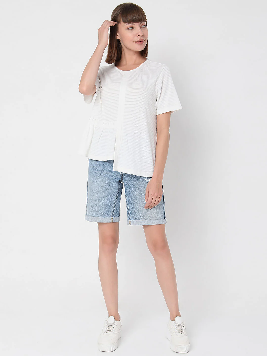 White Textured T-Shirt - Image 5