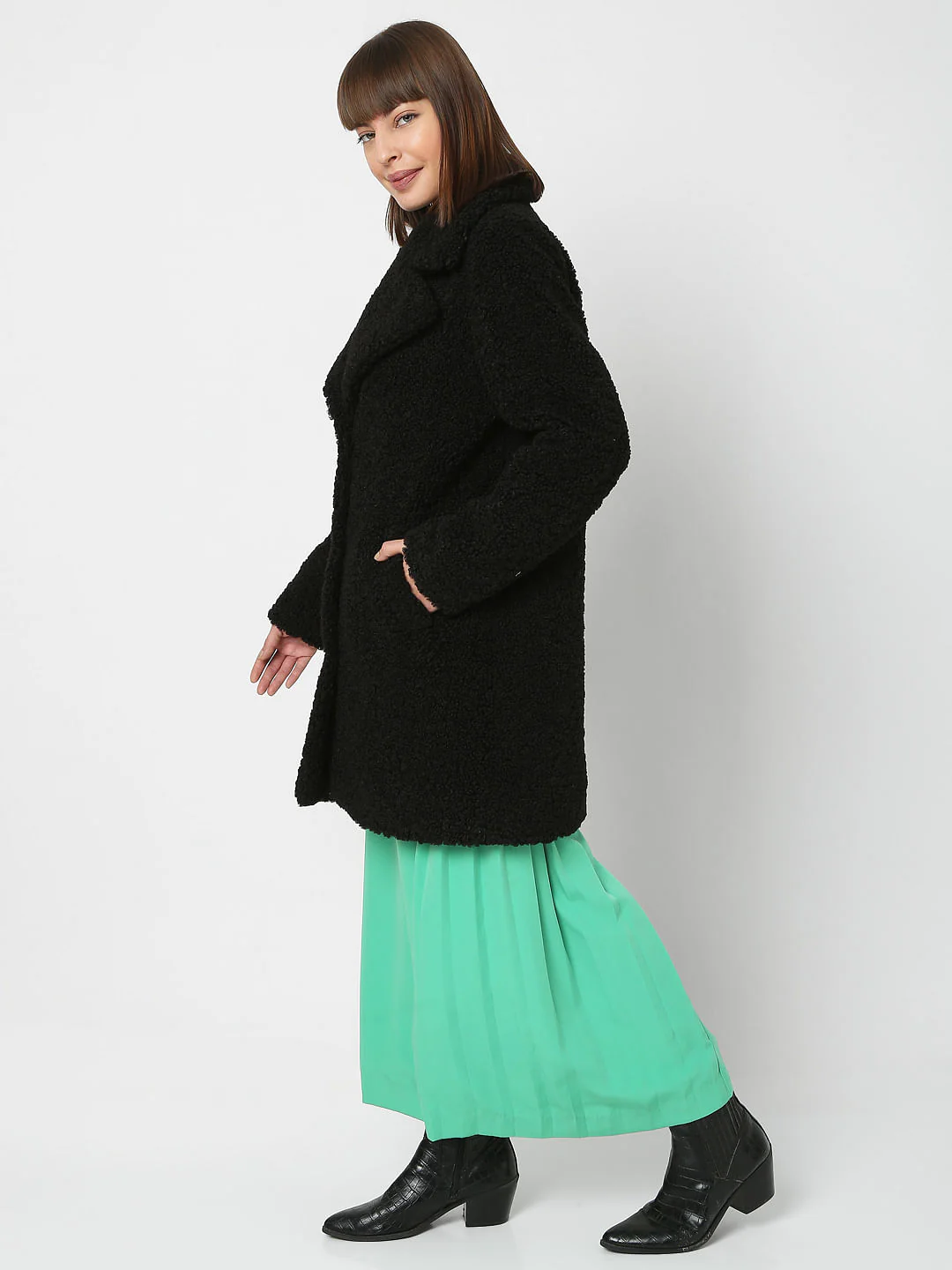 Black Teddy Jacket - Image 3