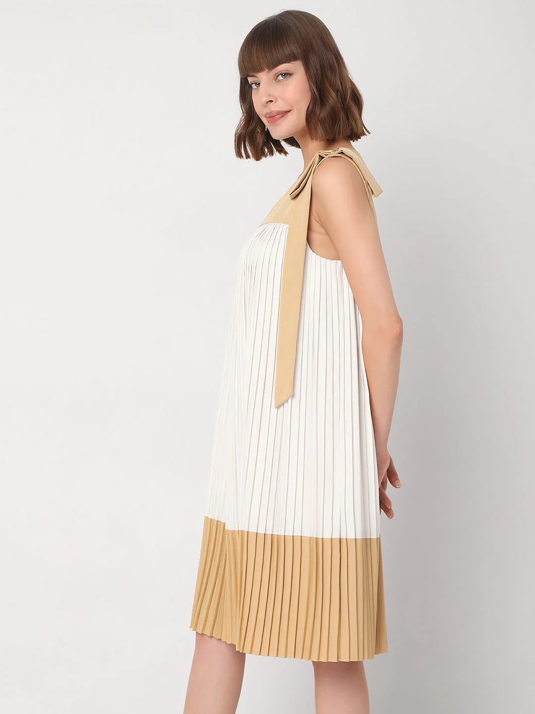 Beige Pleated Dress - Image 3