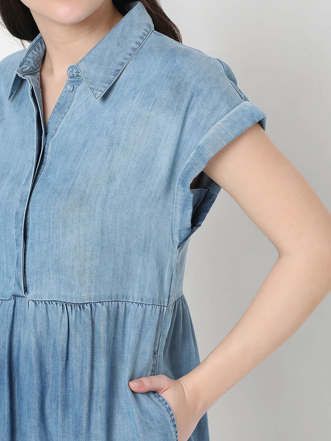 Blue Colourblocked Denim Midi Dress - Image 5
