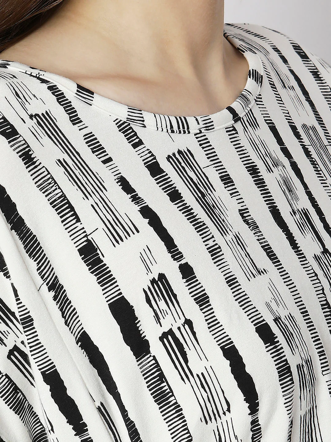 White Printed Top - Image 8