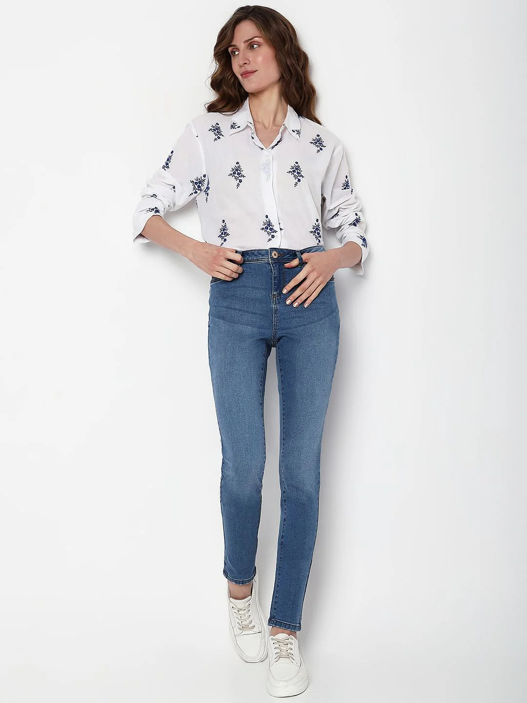 Light Blue Mid Rise Wendy Skinny Jeans - Image 5