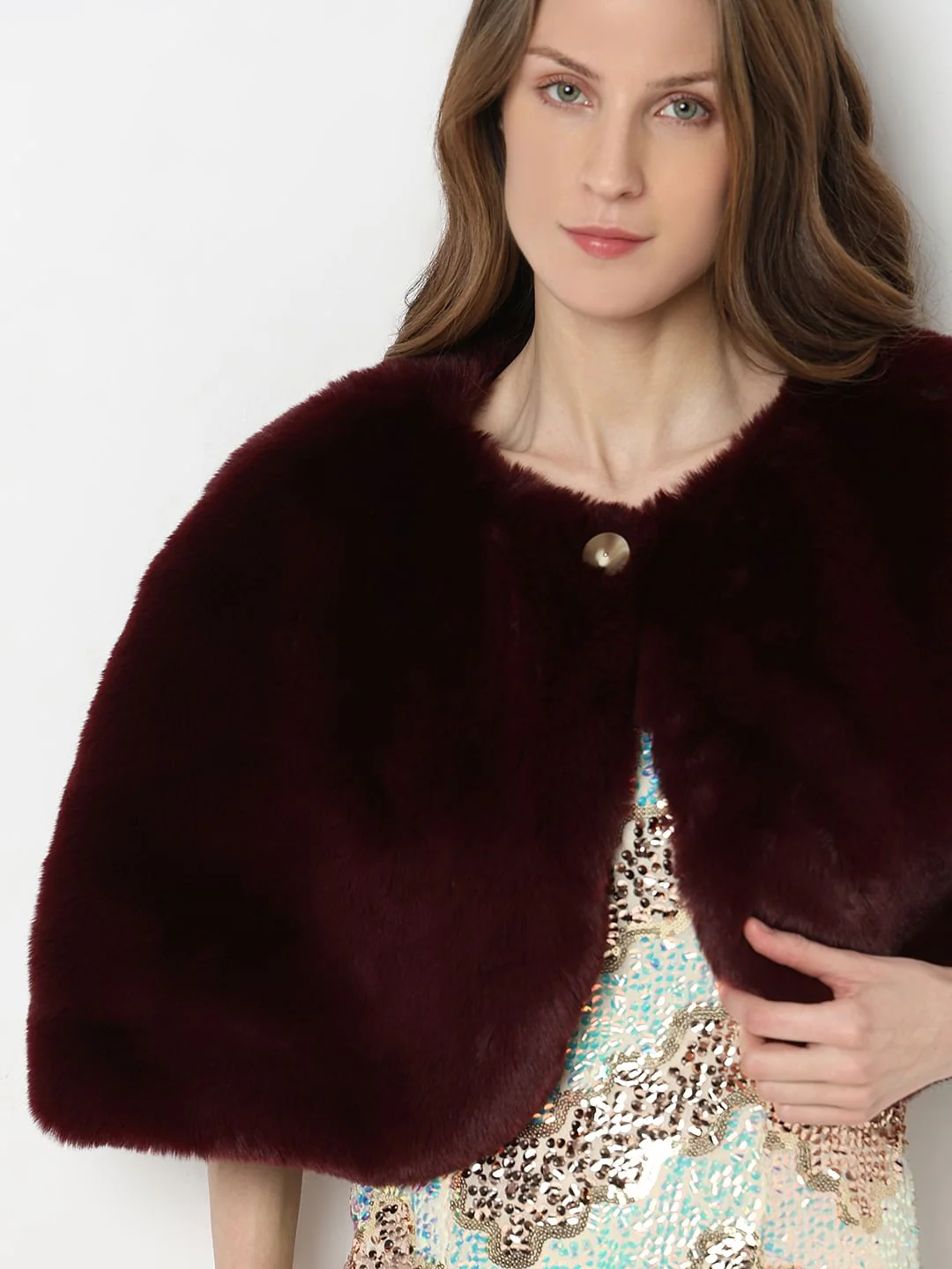 Wine Faux Fur Cropped Cape - Image 6