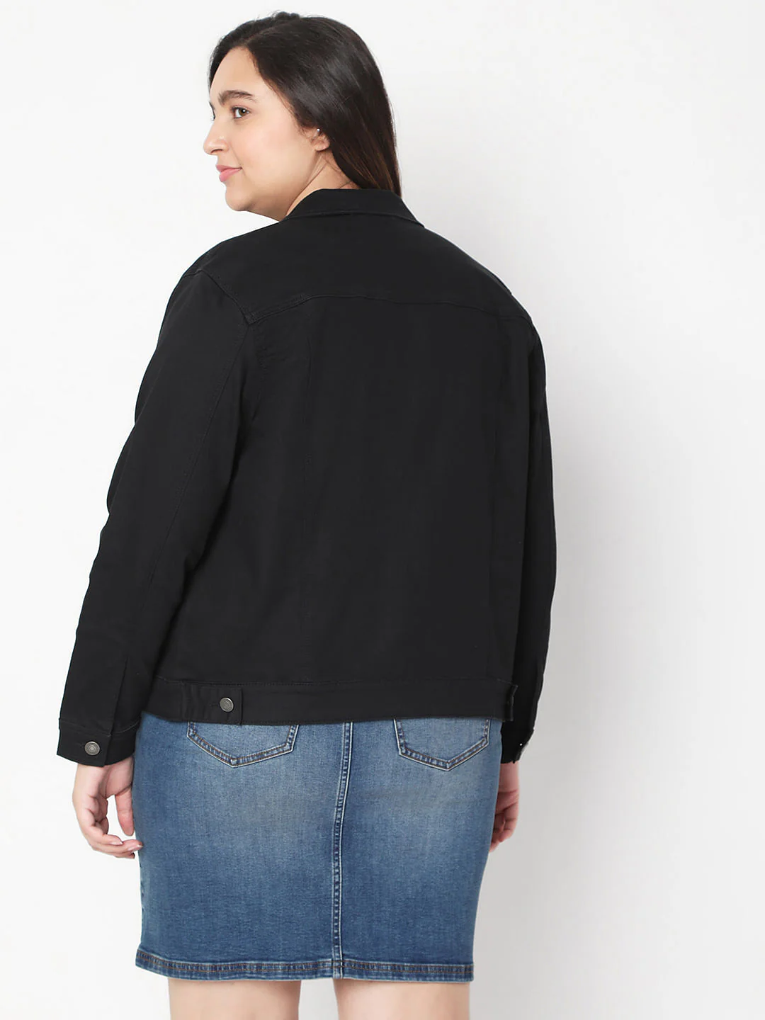 Curve Black Denim Jacket - Image 4