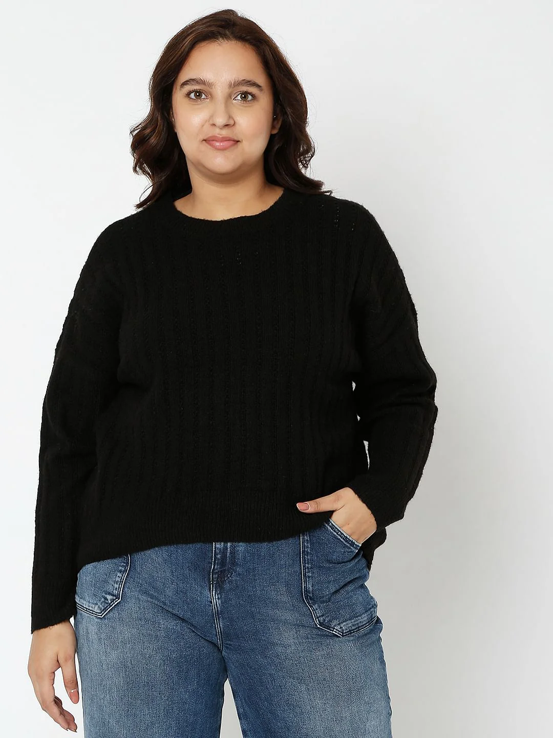 Curve Black Pullover - Image 2