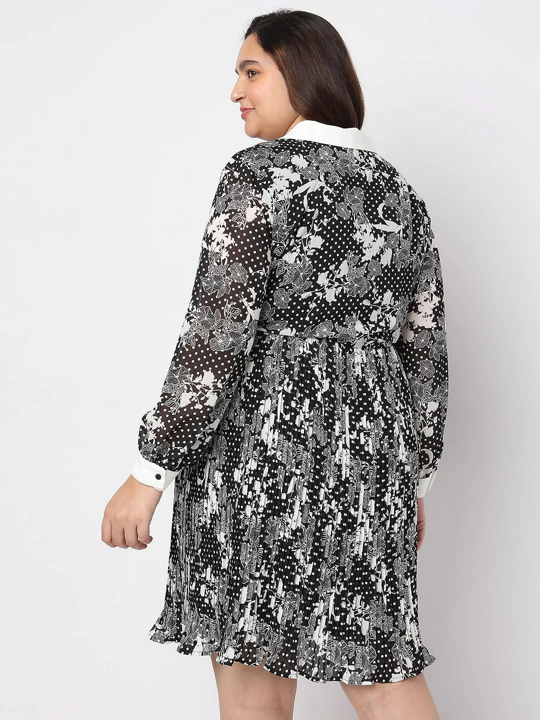 Curve Black Floral Fit & Flare Dress - Image 4