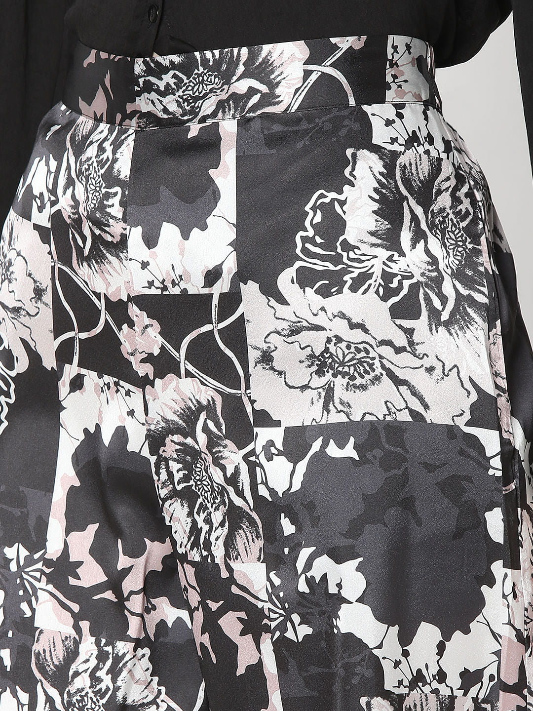 Black Floral Wide Leg Pants - Image 8
