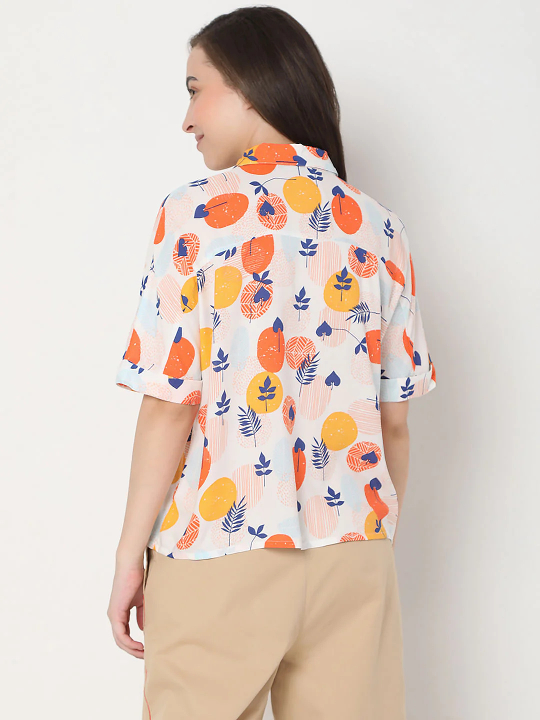 White Geometric Print Shirt - Image 4
