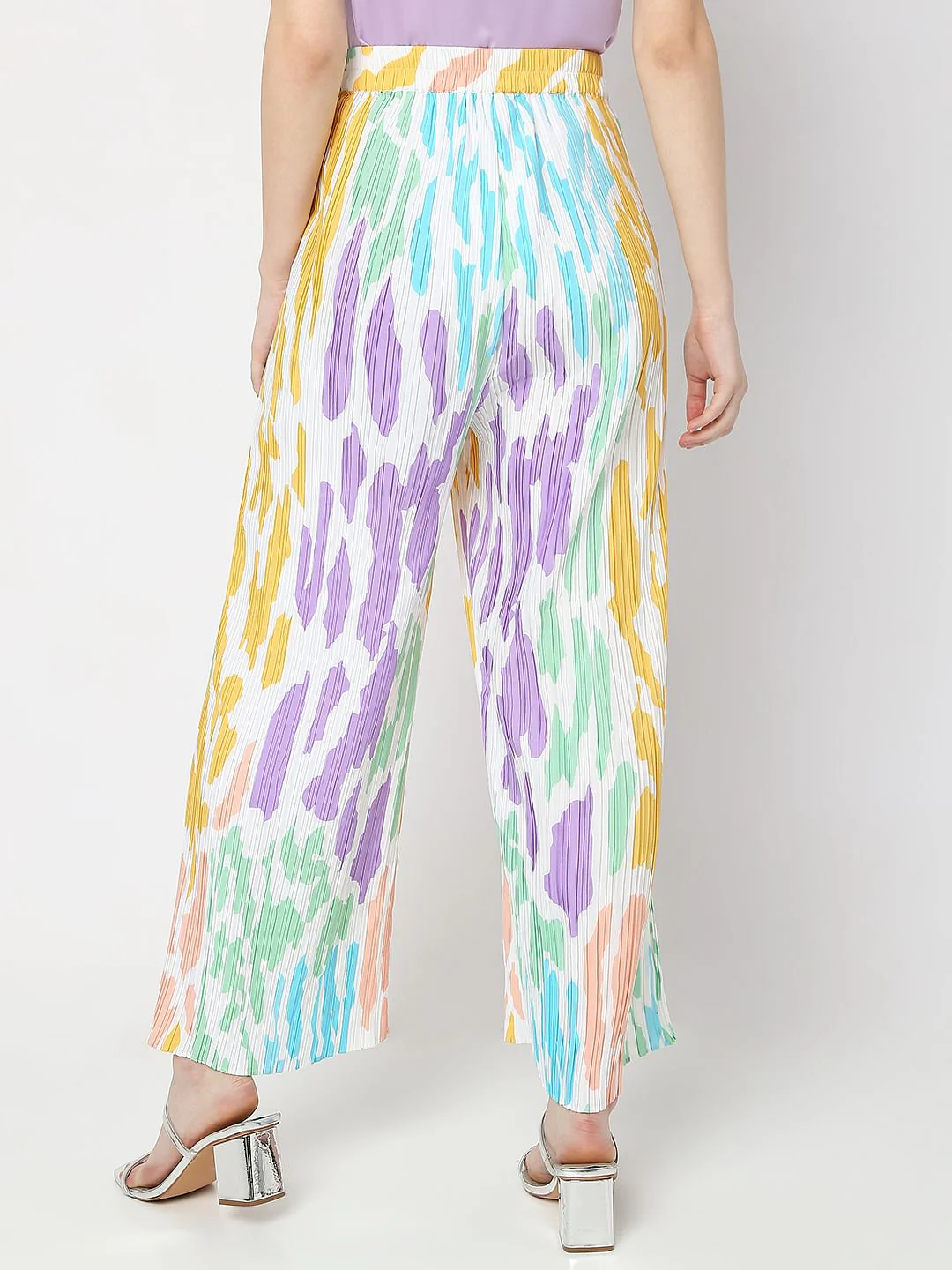 White Colourblocked Plisse Pants - Image 4