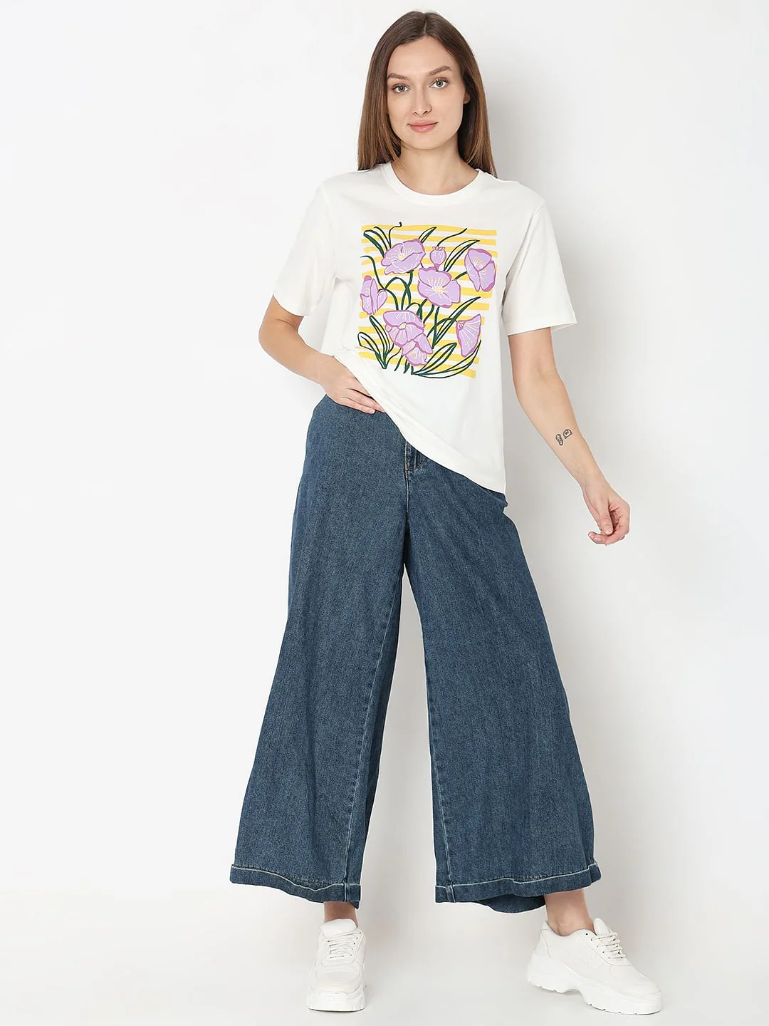White Floral Print T-Shirt - Image 5