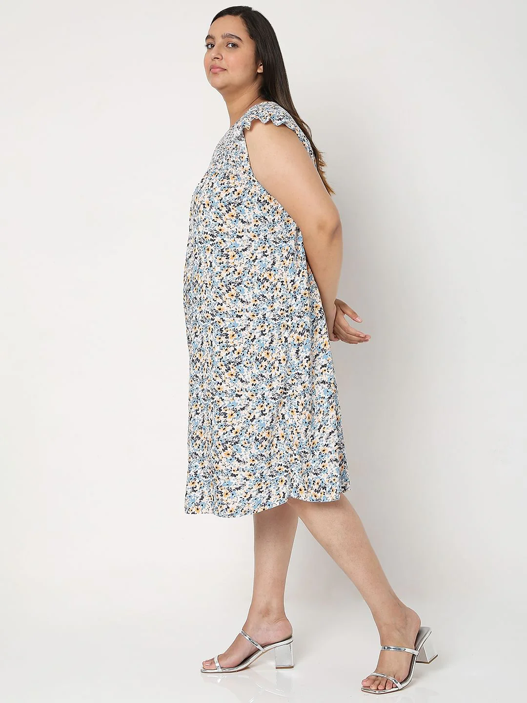 Curve Blue Floral Shift Dress - Image 3