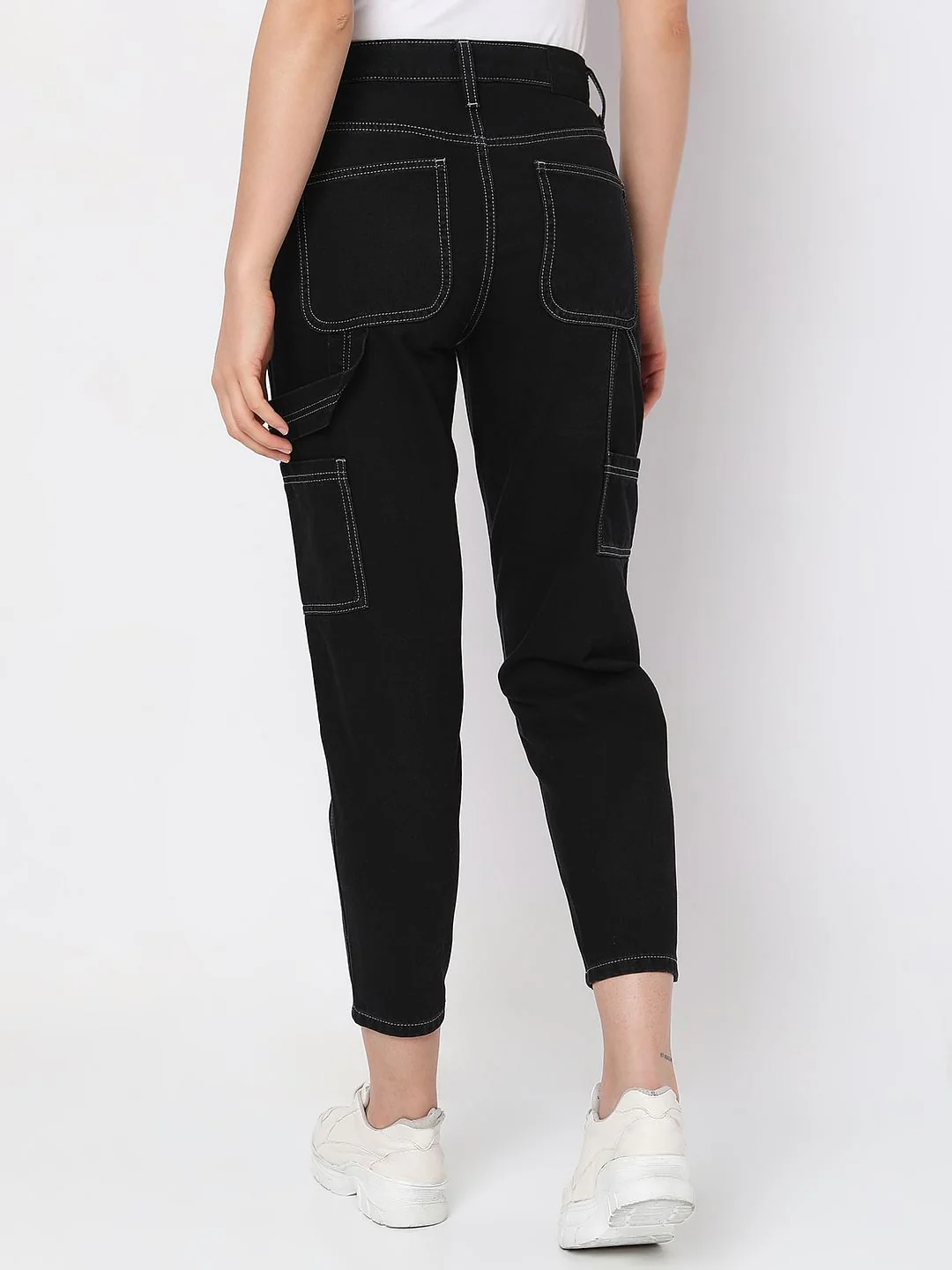Black Mid Rise Jade Straight Fit Jeans - Image 4