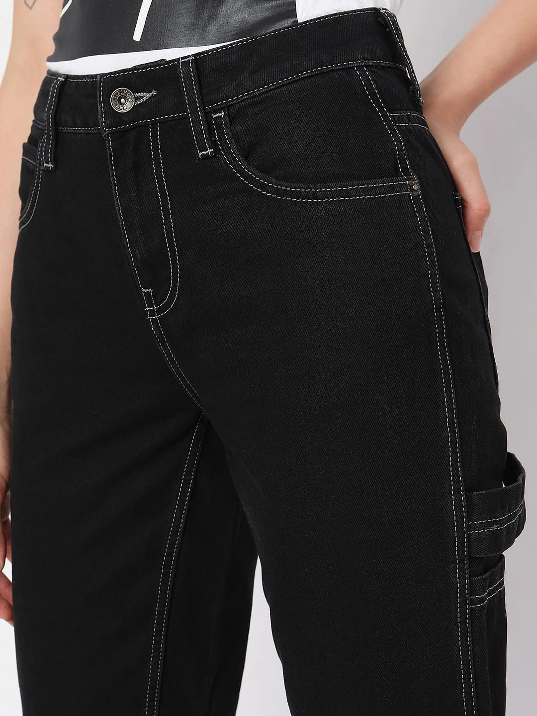 Black Mid Rise Jade Straight Fit Jeans - Image 5