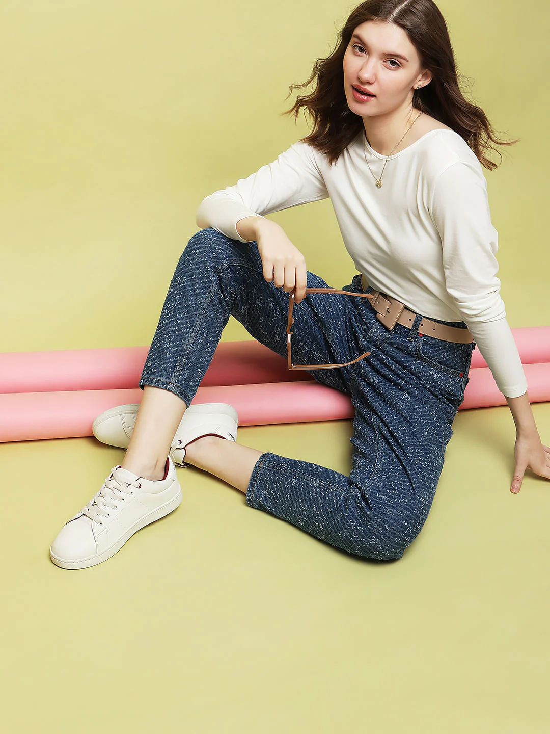 White O-Neck Top