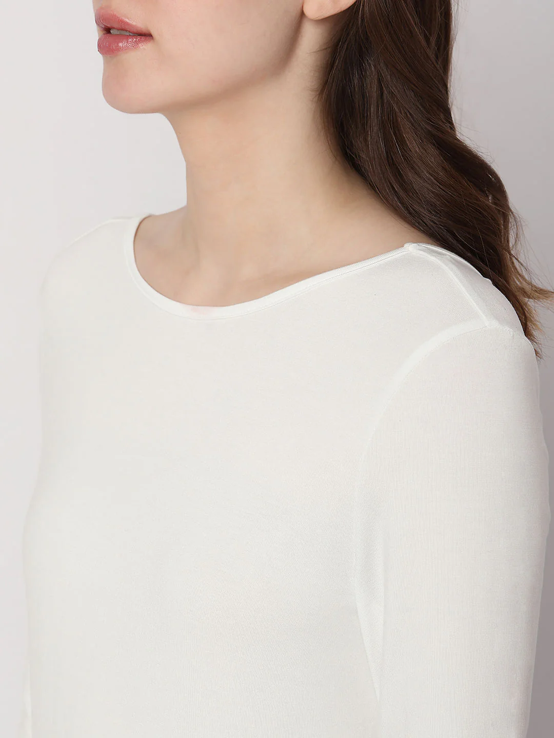 White O-Neck Top - Image 6