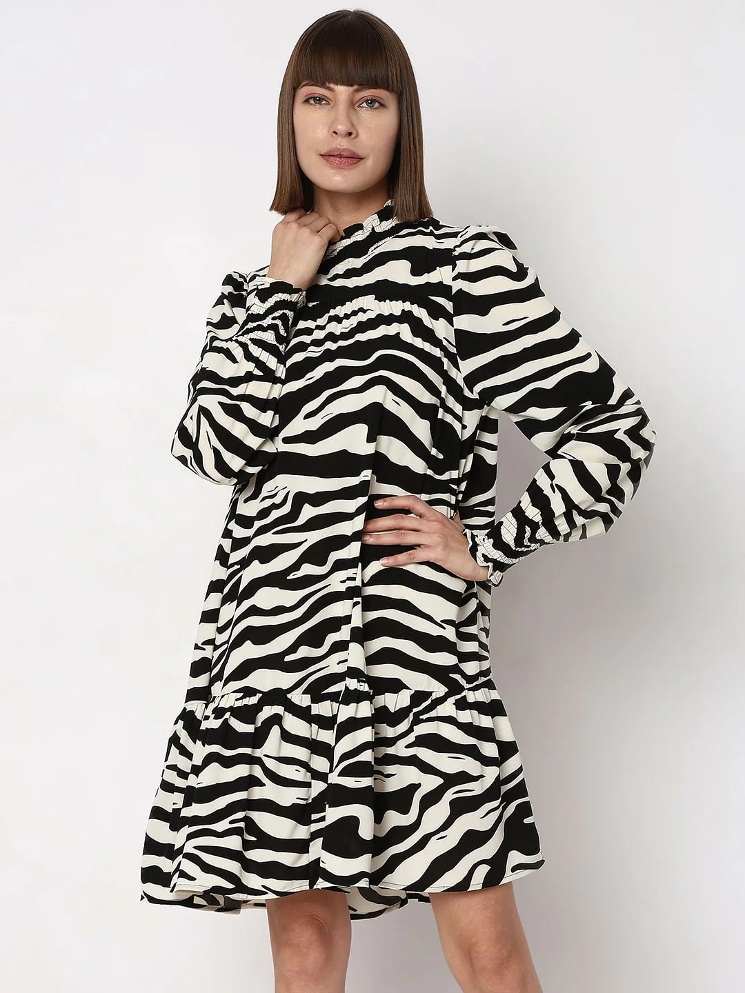 Black & White High Neck Shift Dress - Image 2
