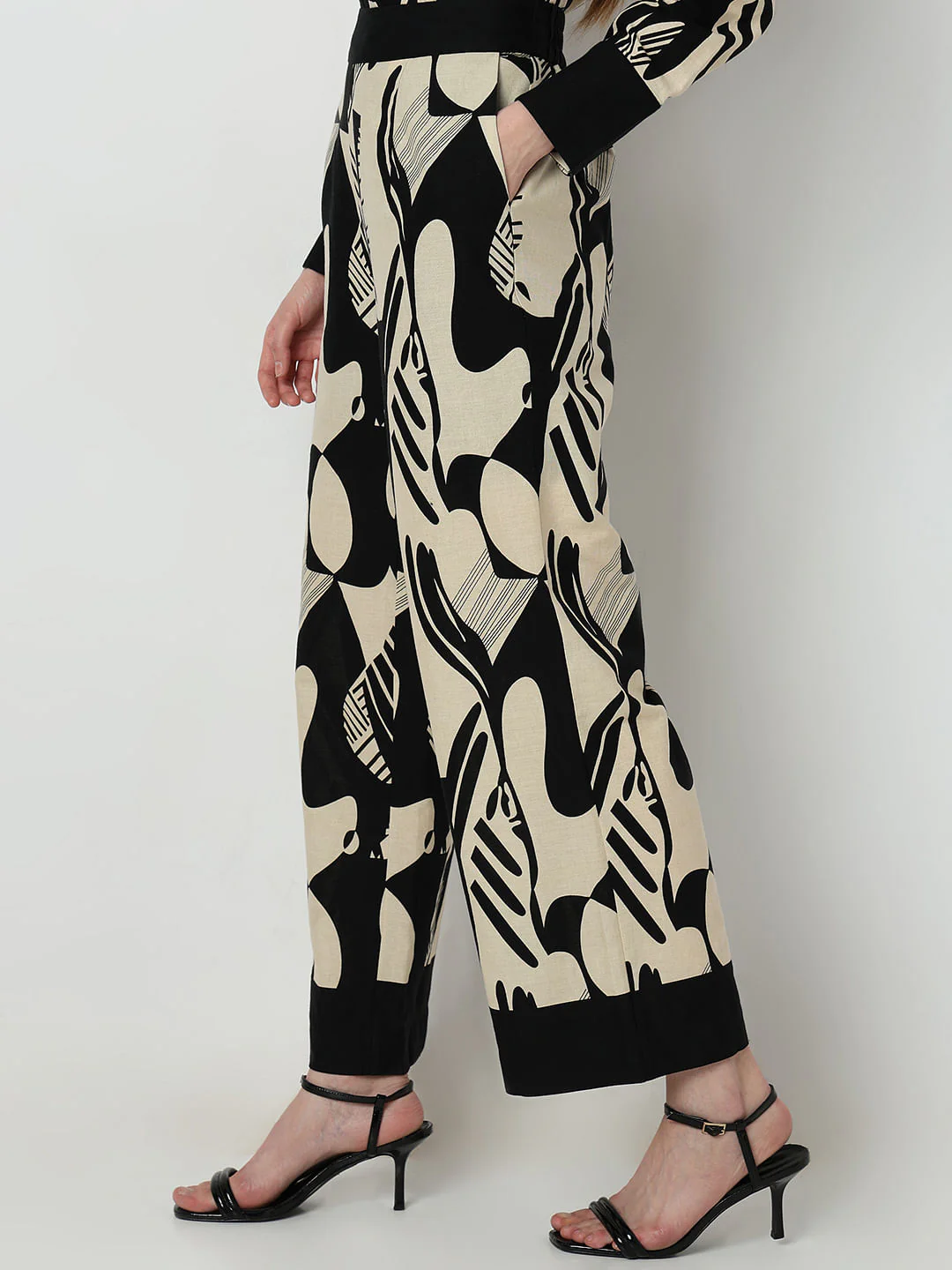Black Printed Co-Ord Set Pants - Image 3