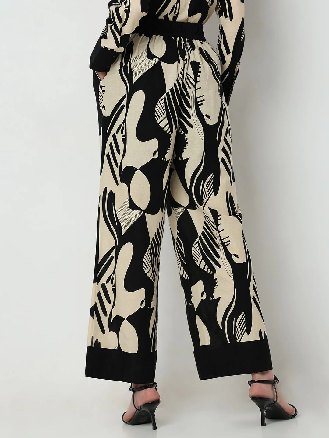 Black Printed Co-Ord Set Pants - Image 4