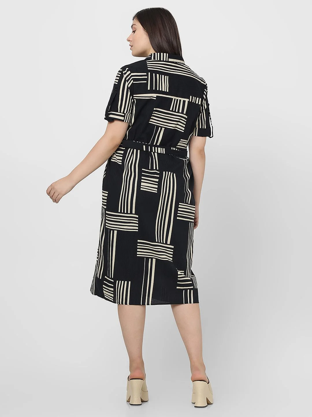 Curve Black Printed Shirt Dress - Image 4