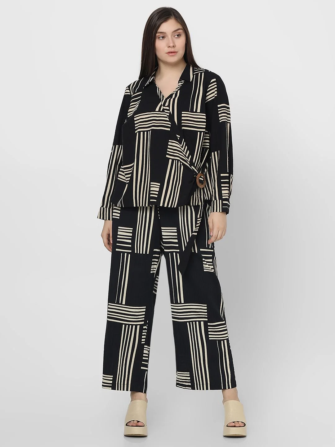 Curve Black Printed Co-Ord Set Shirt - Image 5