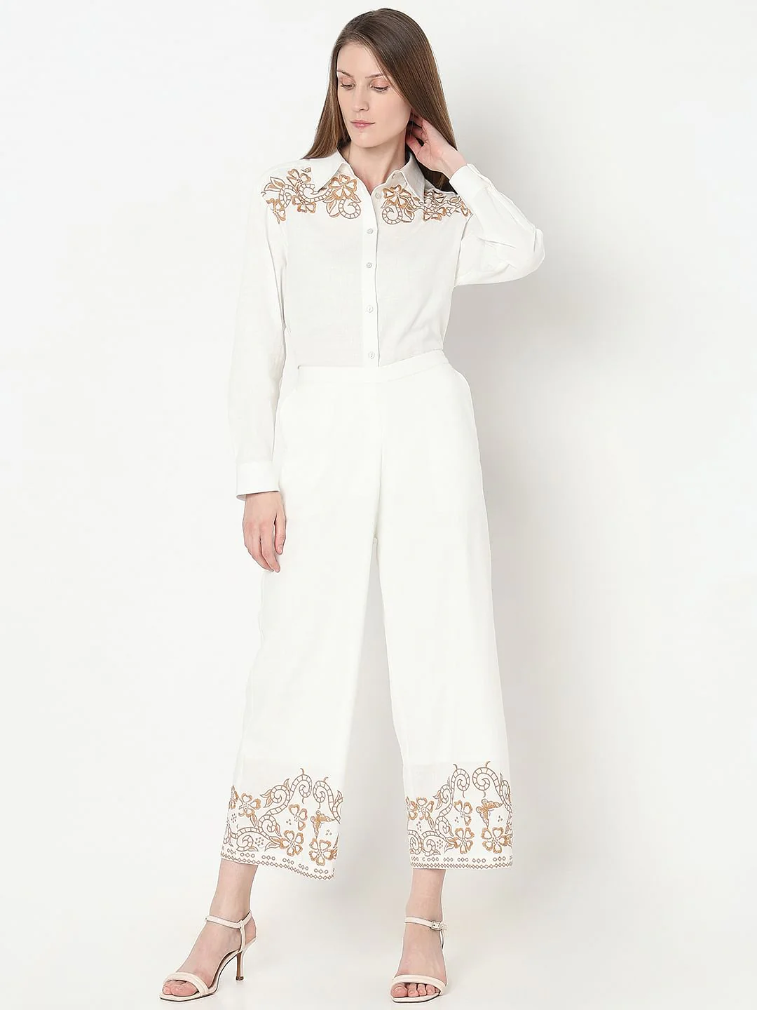 White Embroidered Co-Ord Set Pants - Image 5