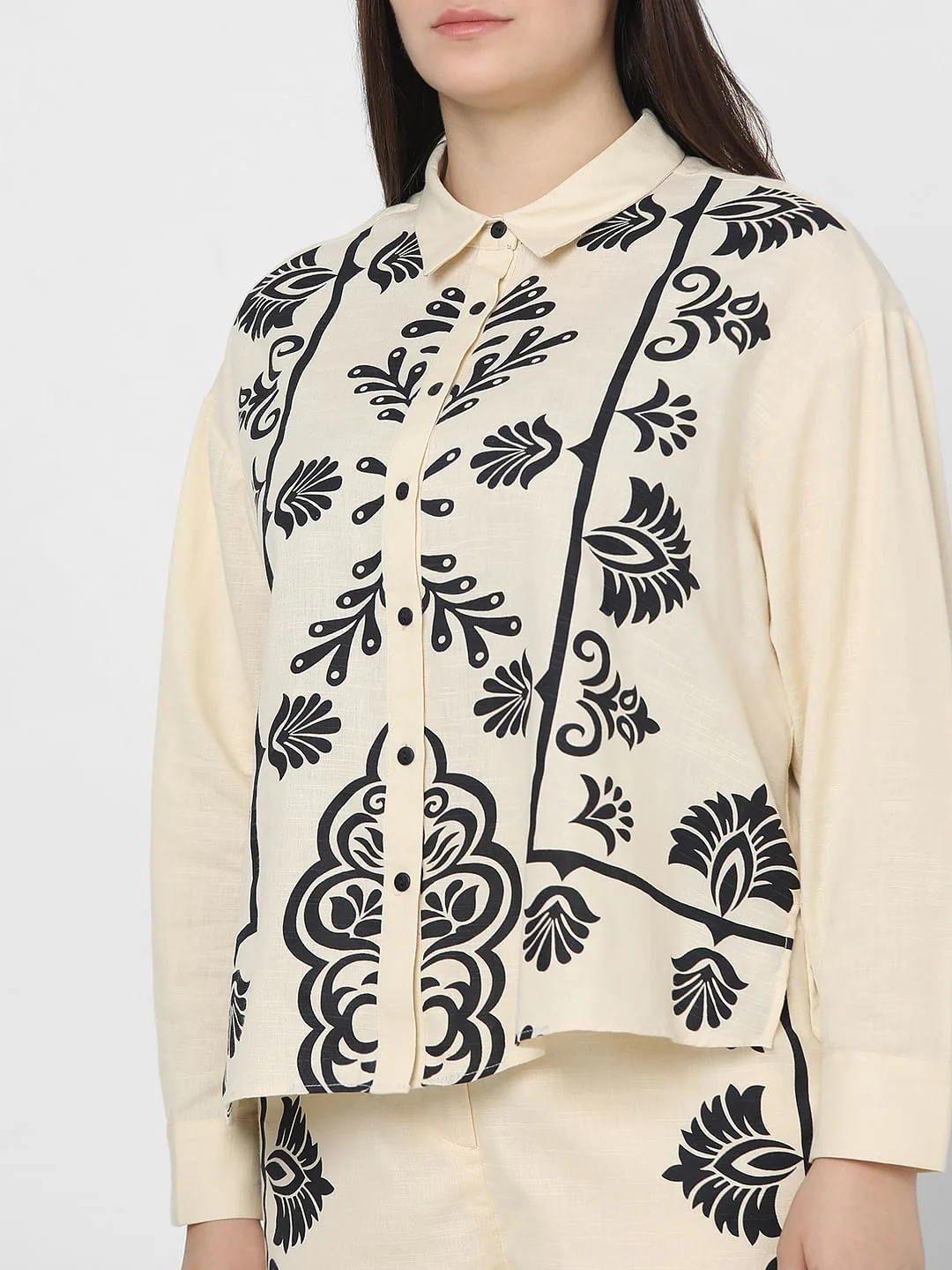 Curve Beige Printed Co-Ord Shirt - Image 6