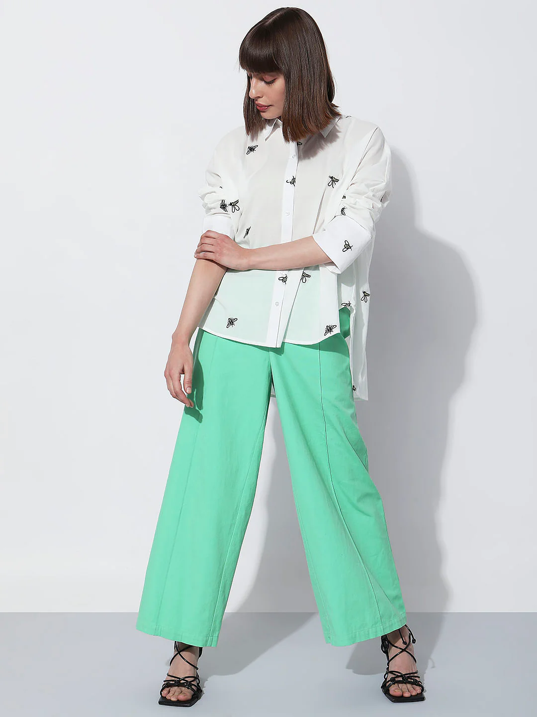 White Bee Printed Full Sleeves Shirt - Image 5