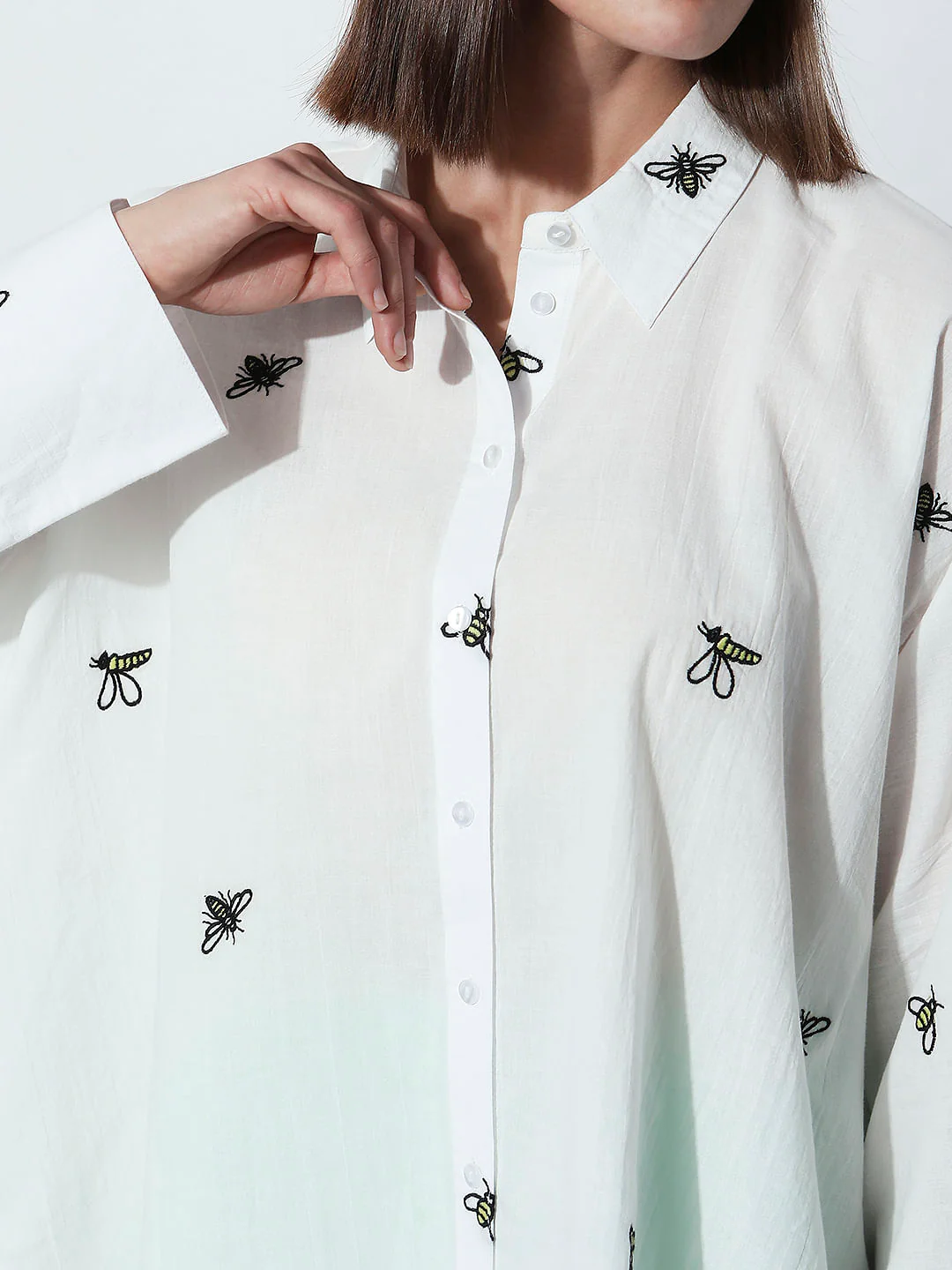 White Bee Printed Full Sleeves Shirt - Image 6
