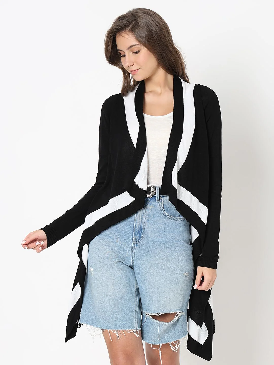 Monochrome Long Shrug - Image 2
