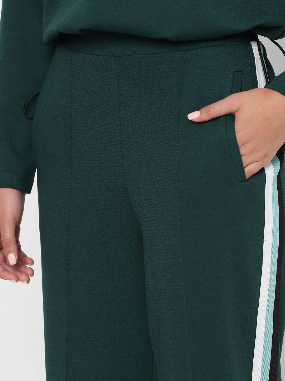Green High Rise Co-Ord Set Pants - Image 6