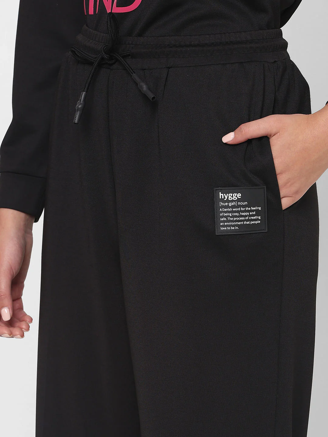 Black High Rise Co-Ord Set Sweatpants - Image 6