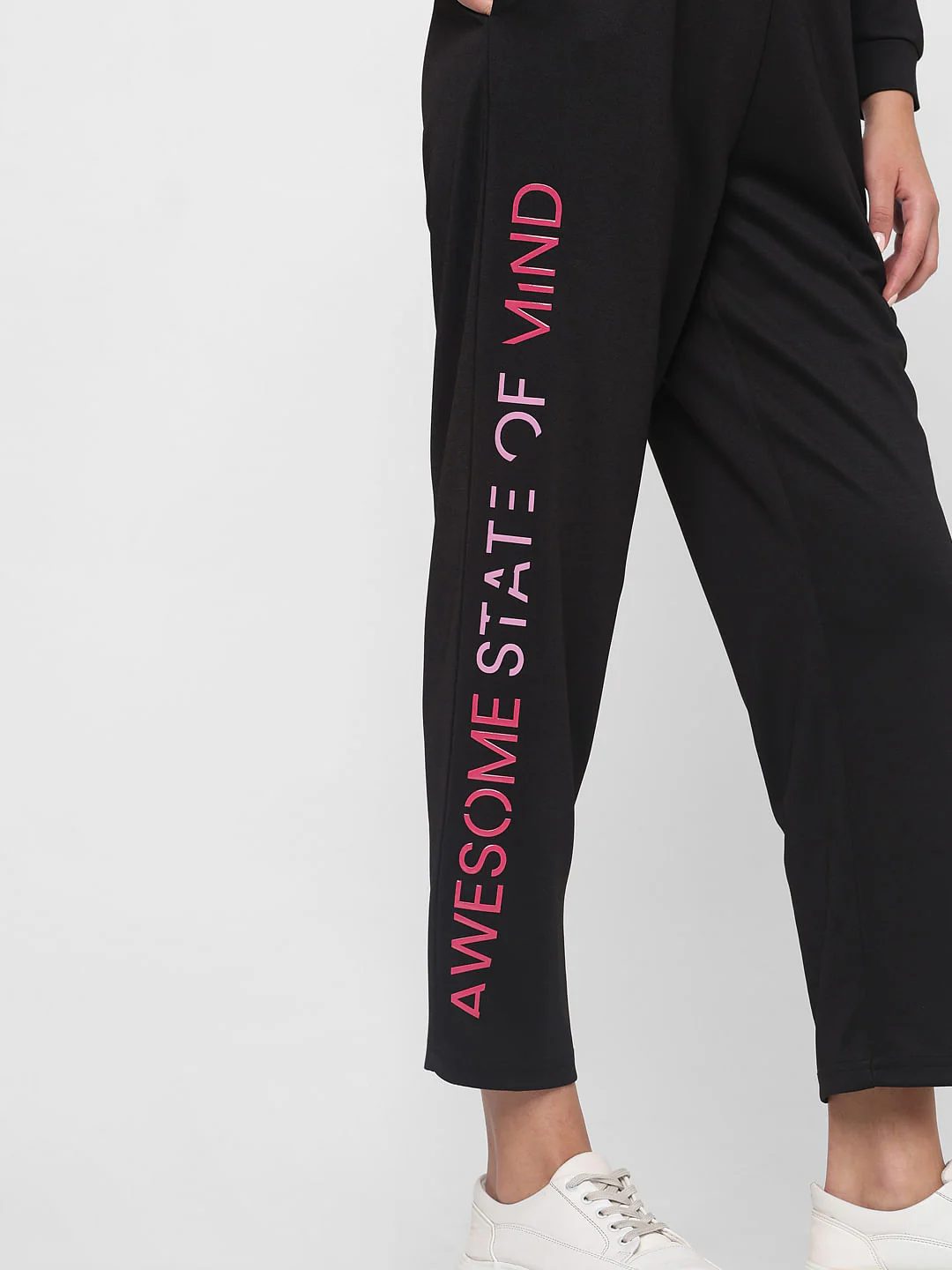 Black High Rise Co-Ord Set Sweatpants - Image 8