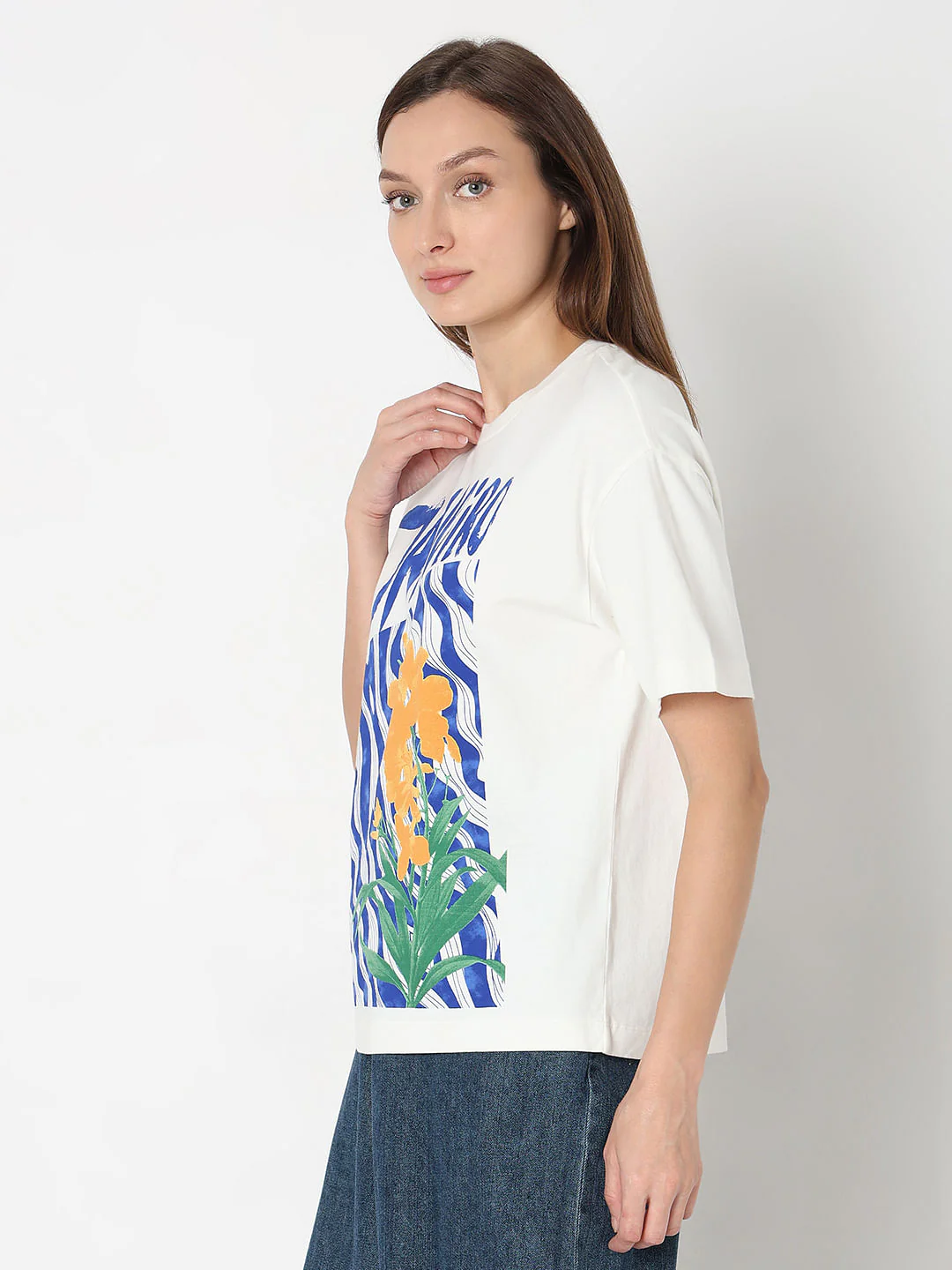 White Printed Relaxed Fit T-Shirt - Image 3