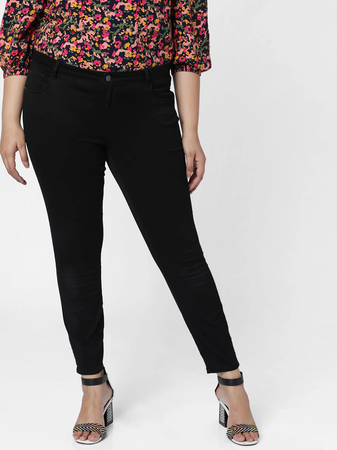 Curve Black Mid Rise Jeggings - Image 2
