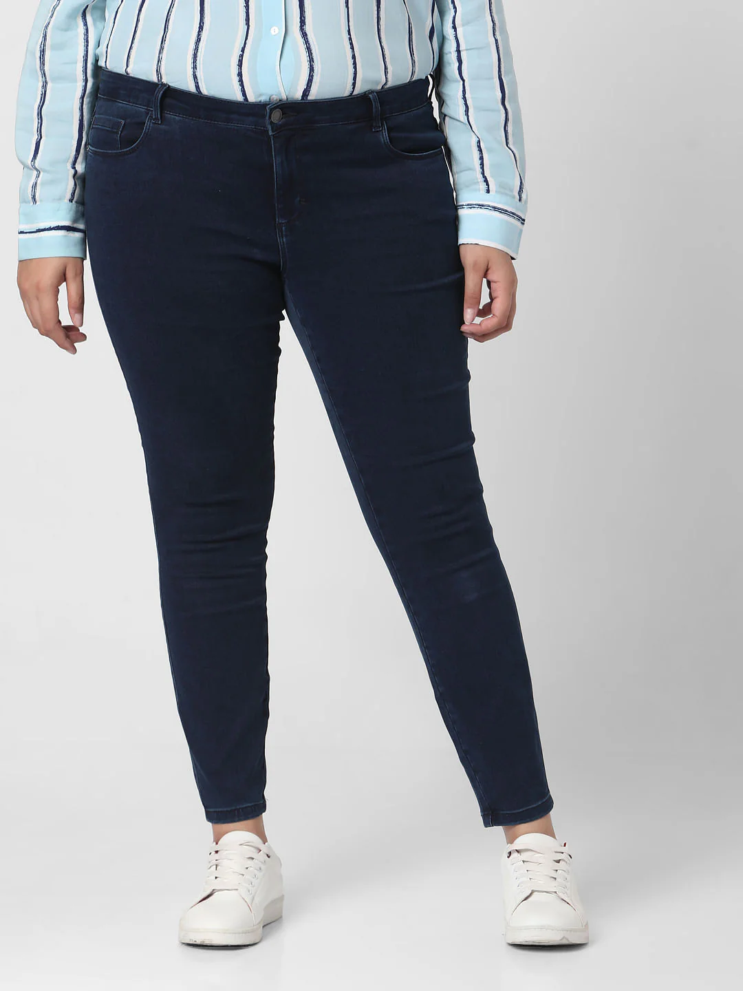 Curve Blue Mid Rise Jeggings - Image 2