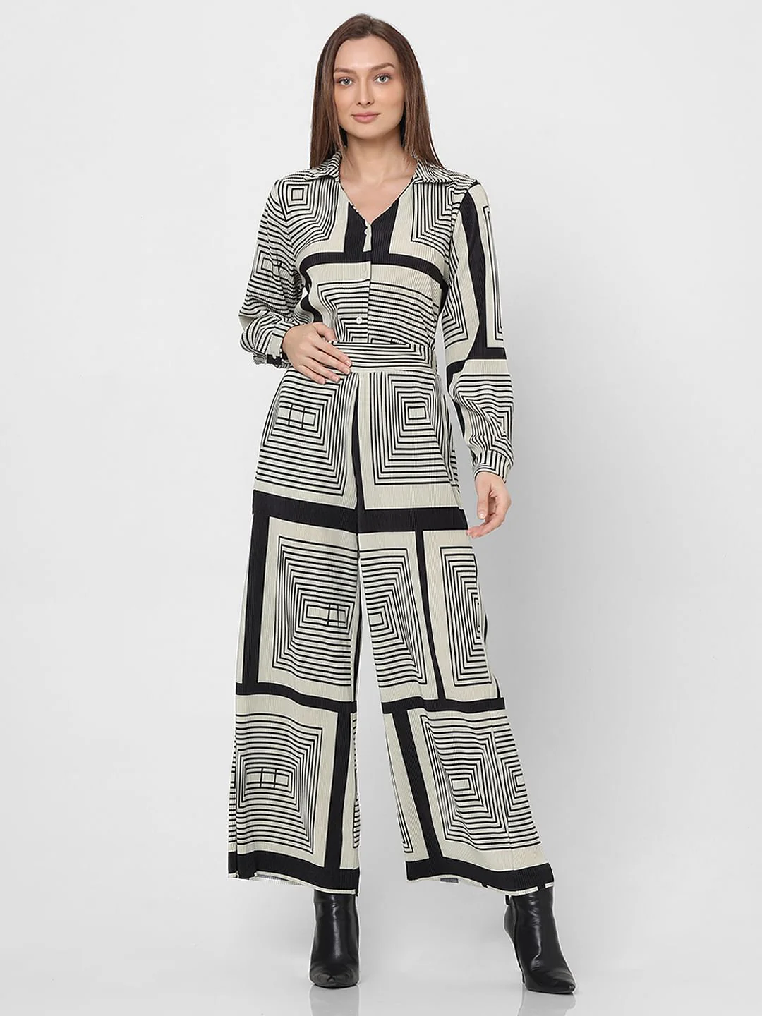 Monochrome High Rise Pleated Printed Pants - Image 5