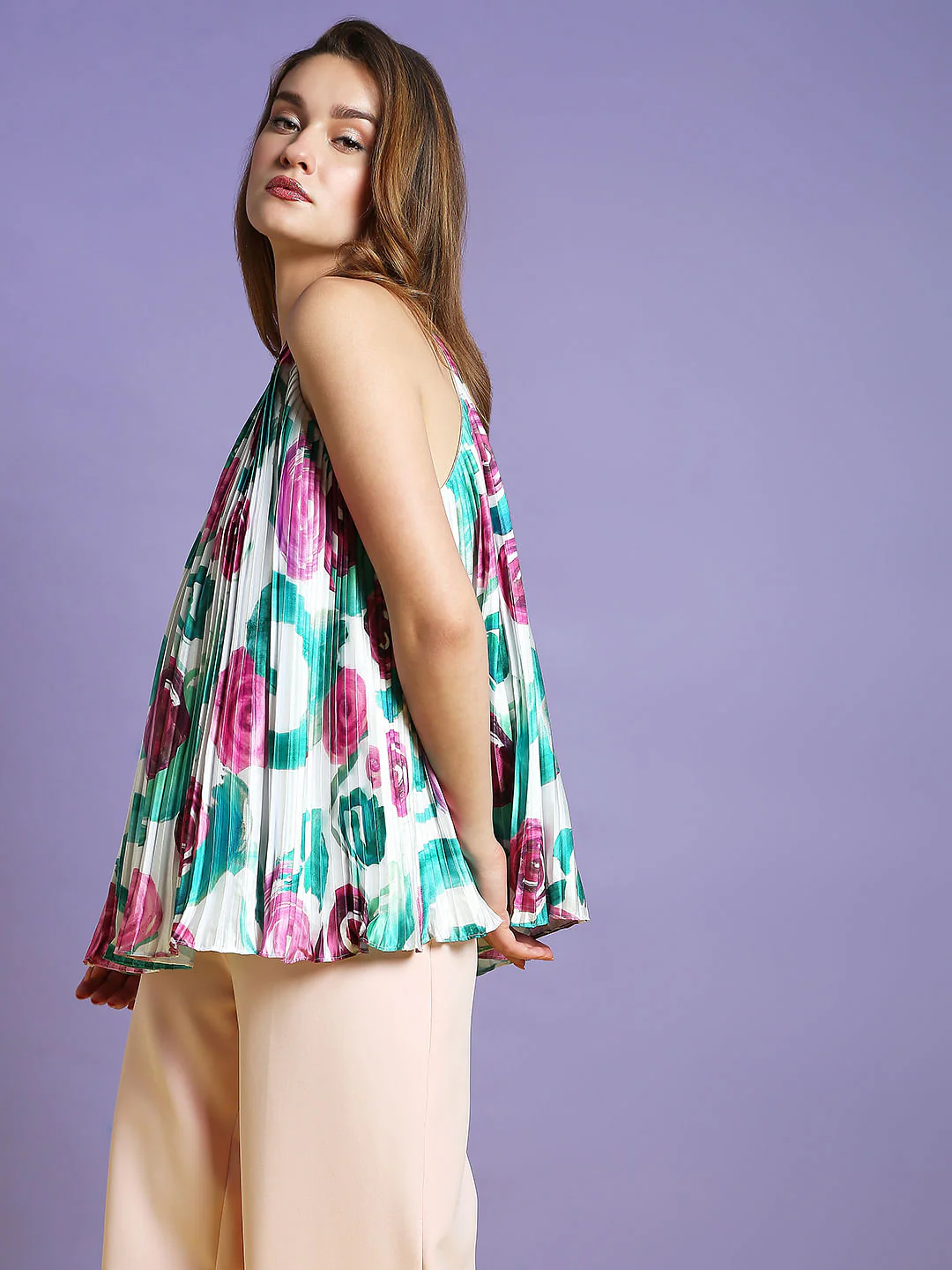 Marquee White Floral Pleated Top - Image 3