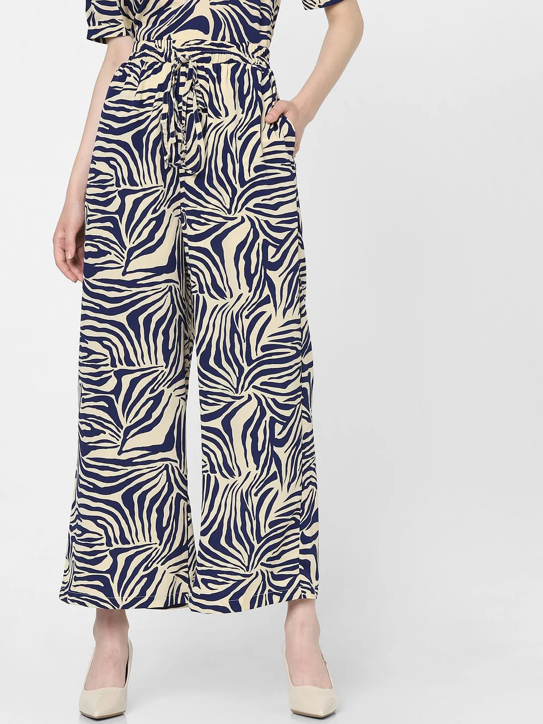 I.Scenery By Vero Moda Off-White High Rise Printed Pants - Image 2