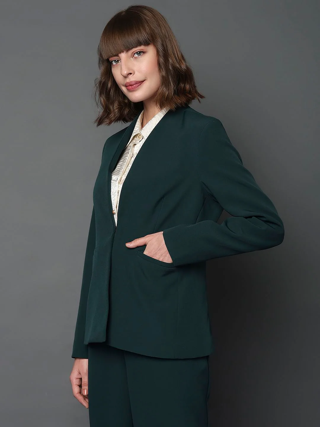 Green Front Open Co-Ord Set Blazer - Image 2
