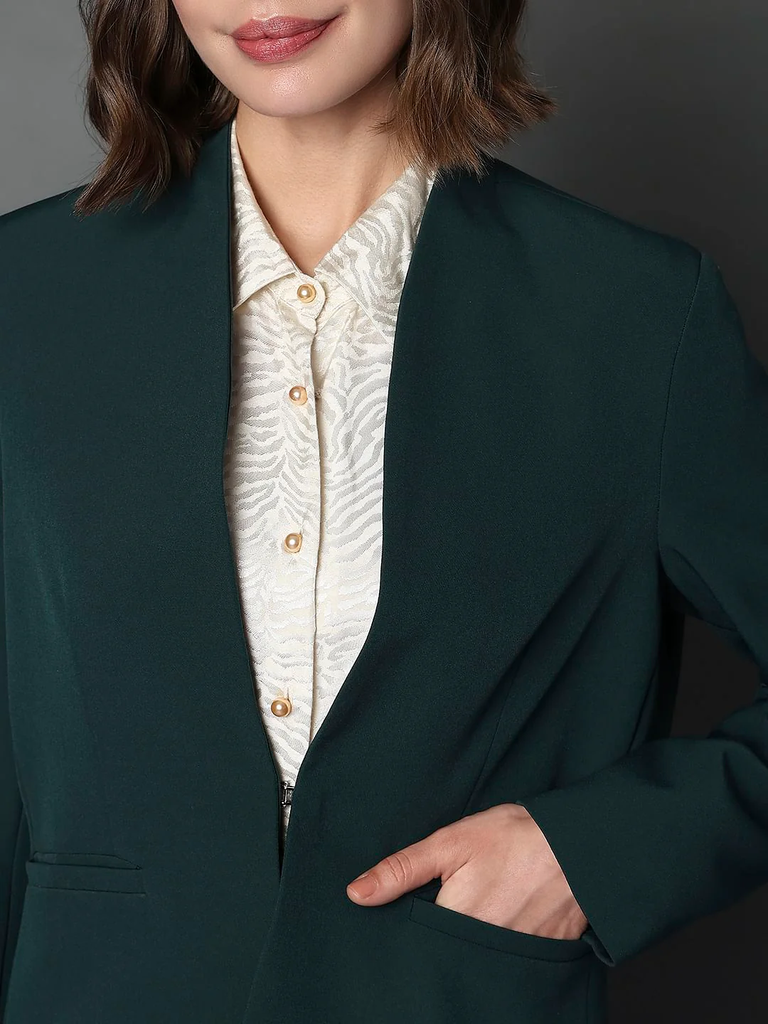 Green Front Open Co-Ord Set Blazer - Image 5