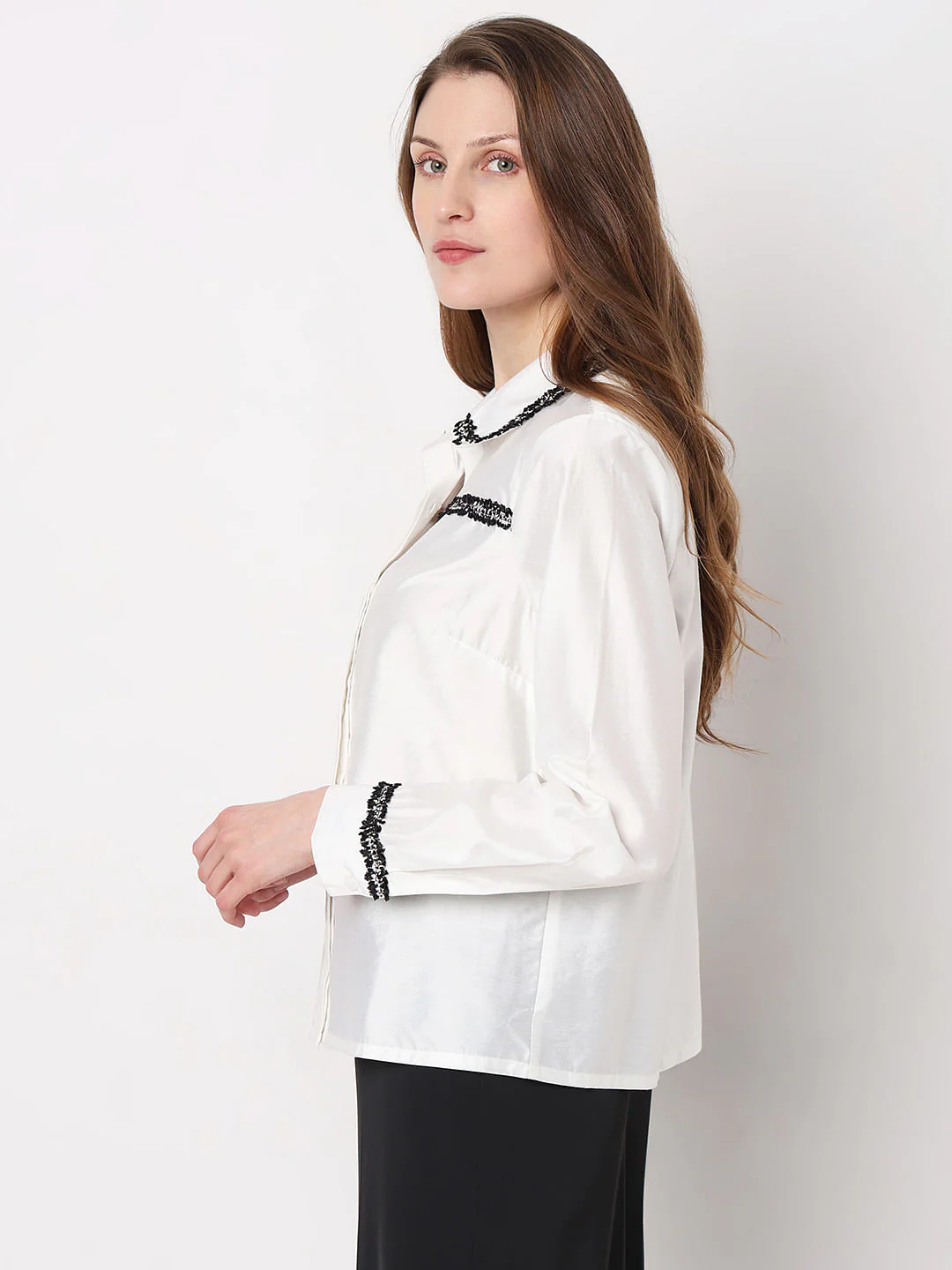 White Shirt - Image 3