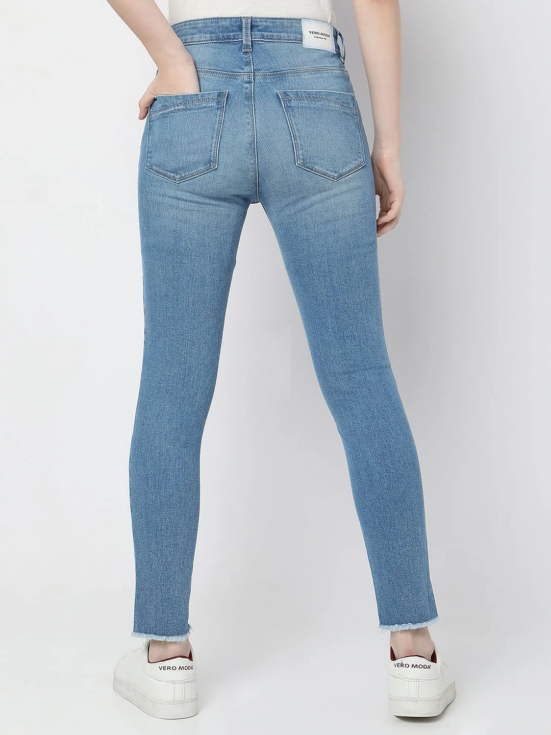 Light Blue Mid Rise Frayed Hem Wendy Skinny Jeans - Image 4