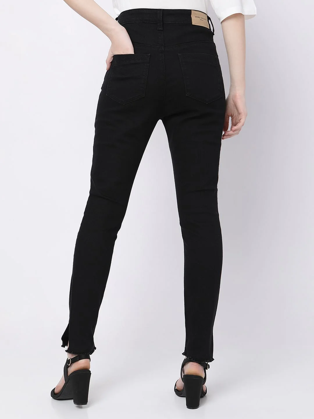 Black High Rise Frayed Hem Regular Fit Jeans - Image 4