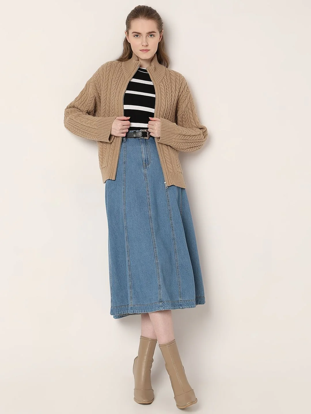 Brown High-Neck Zip Cardigan - Image 5