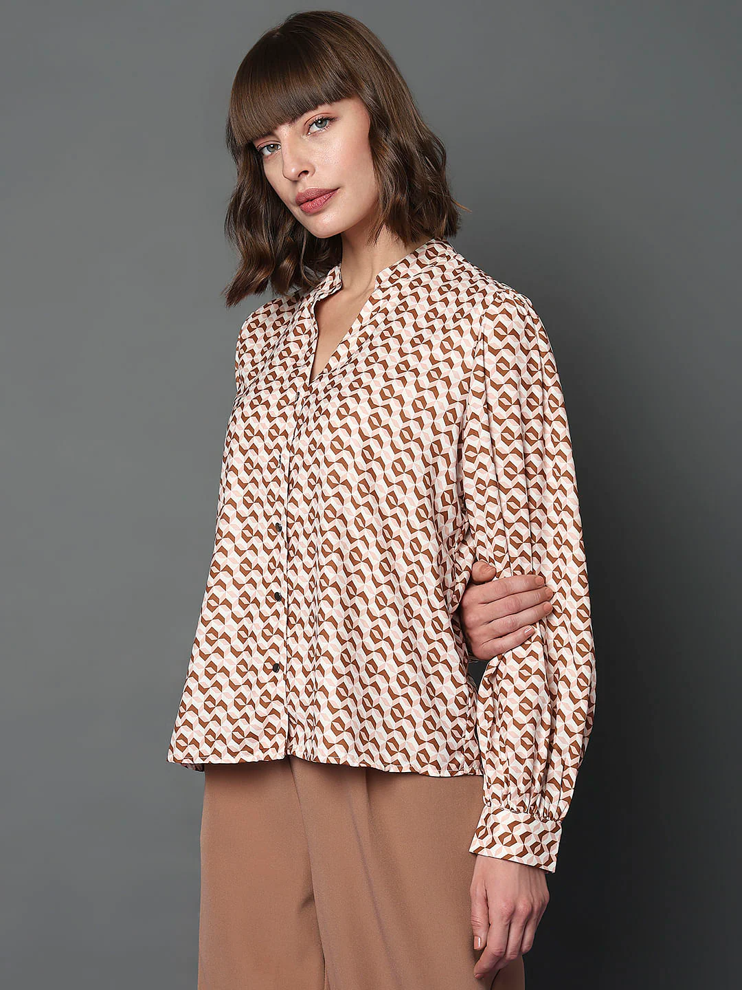 Brown Geometric Print Top - Image 2
