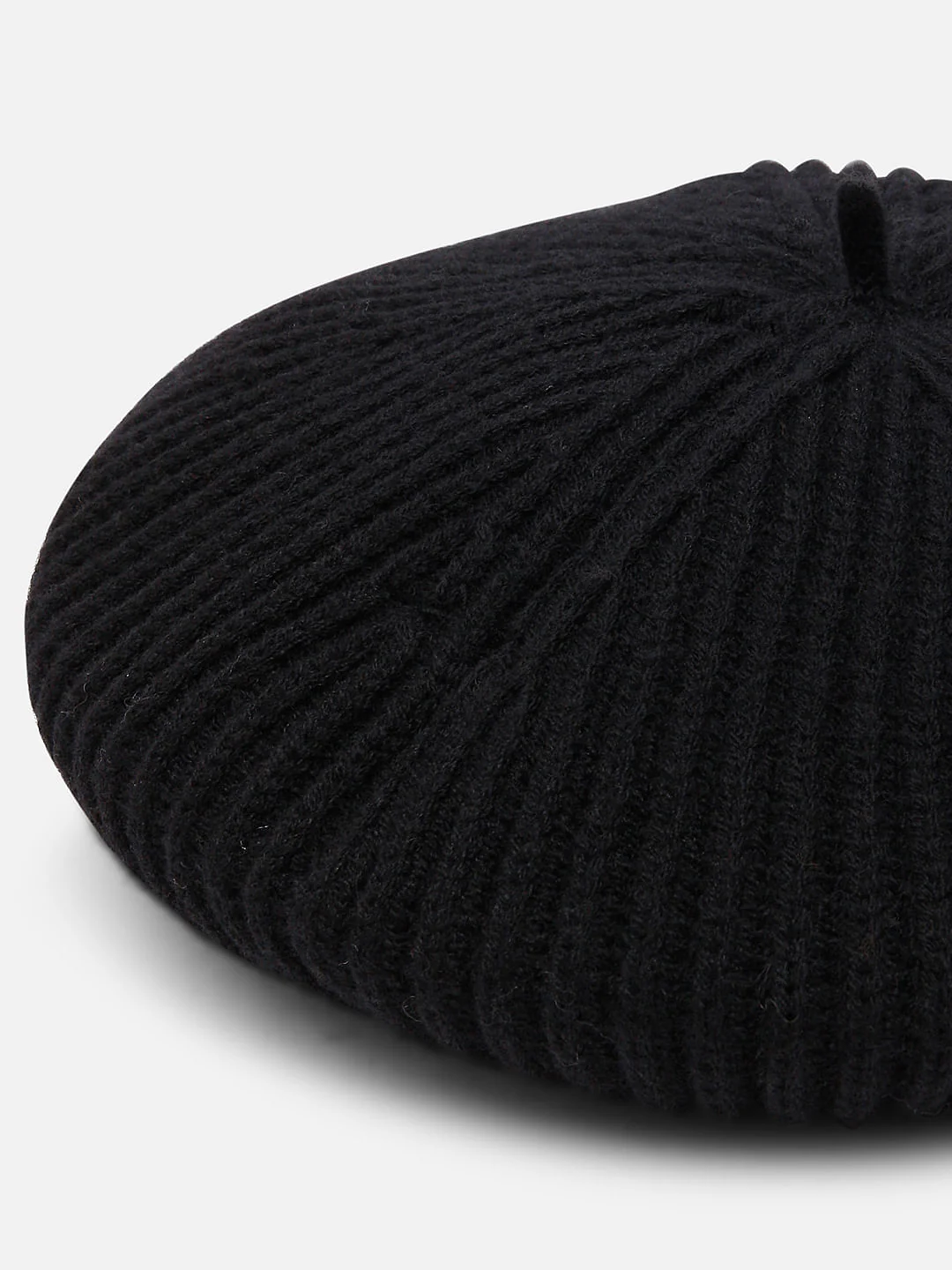 Black Beret - Image 4