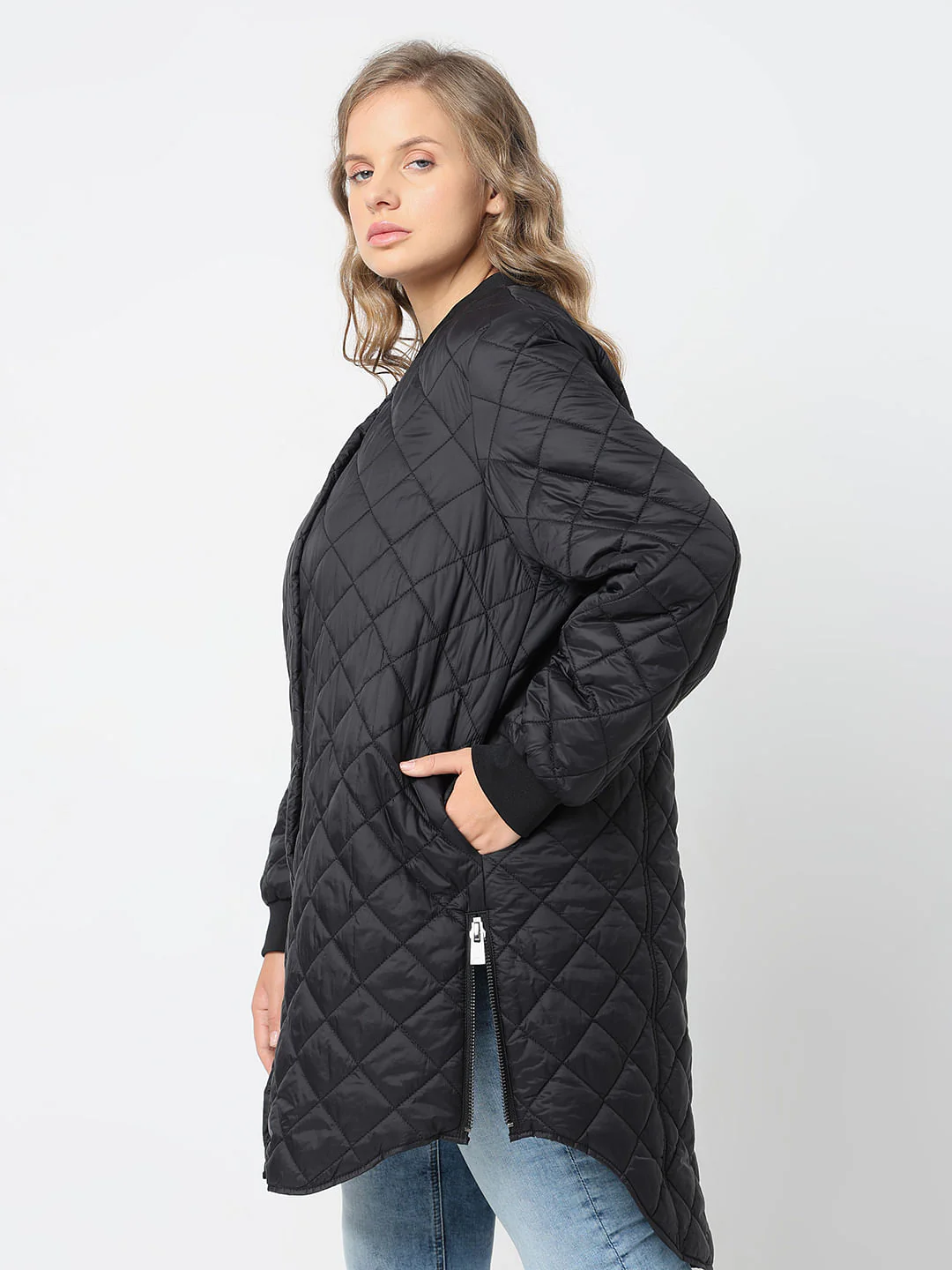 Curve Black Quilted Puffer Jacket - Image 3