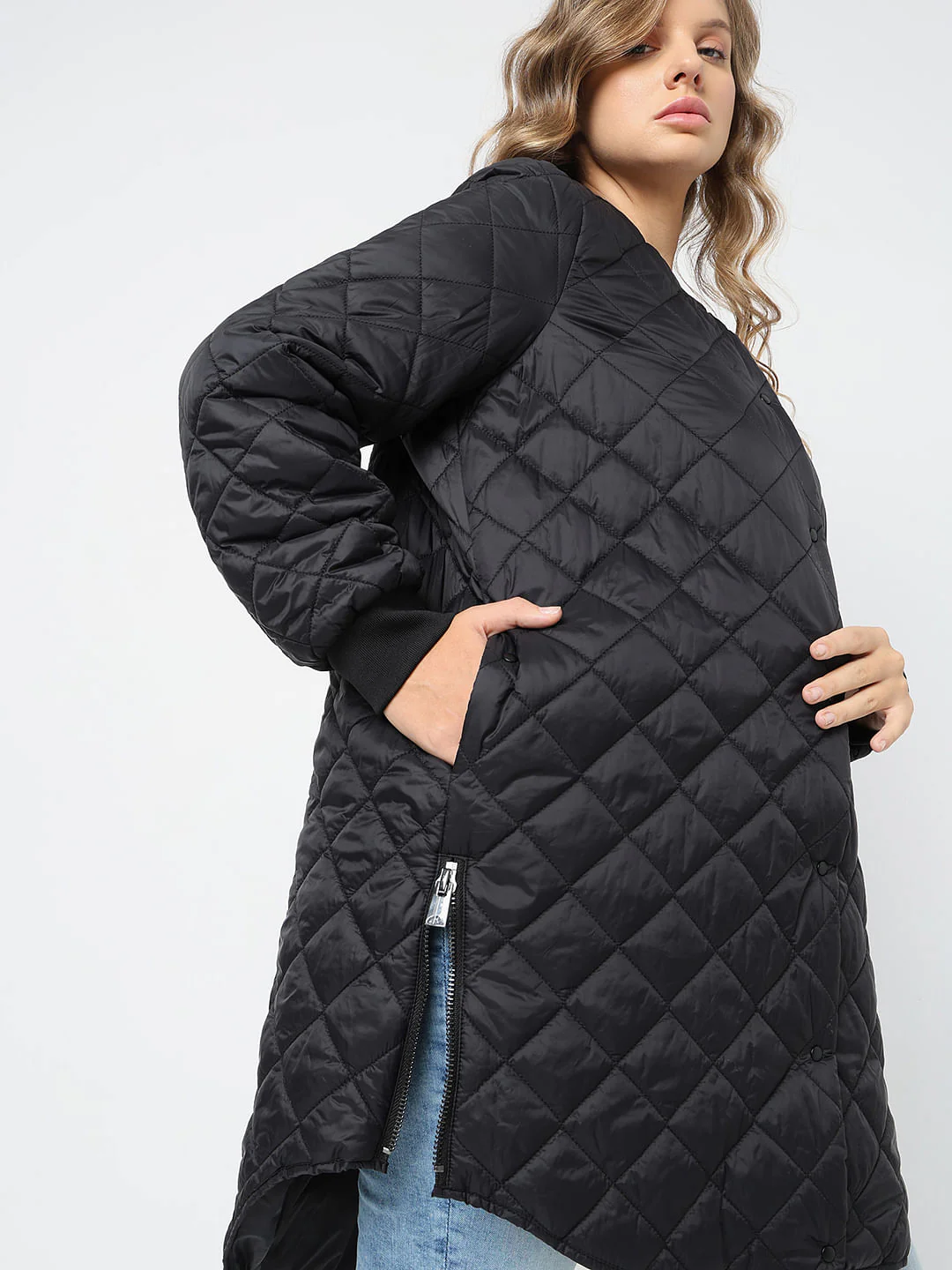 Curve Black Quilted Puffer Jacket - Image 6